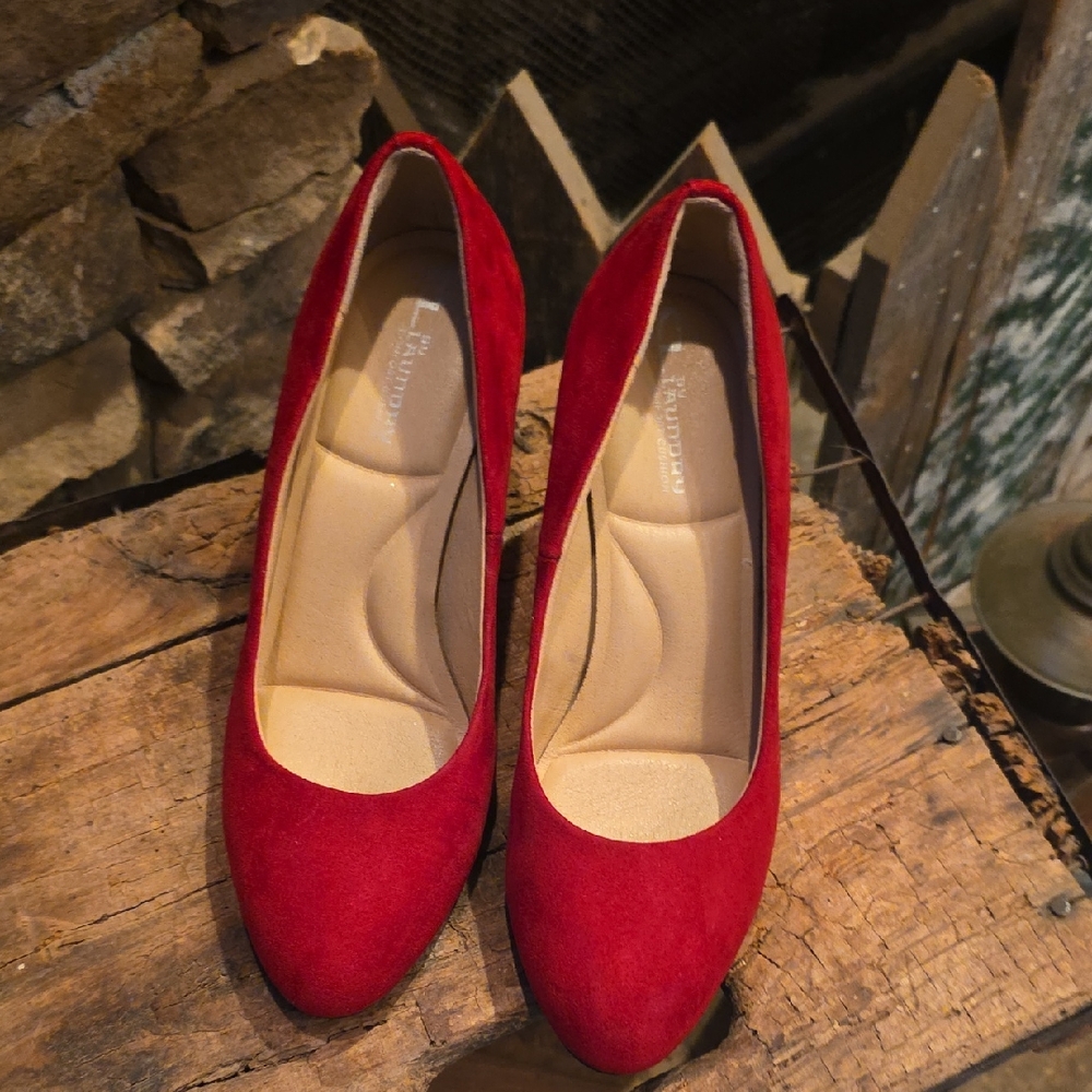 CL by Laundry Striking Red Heels